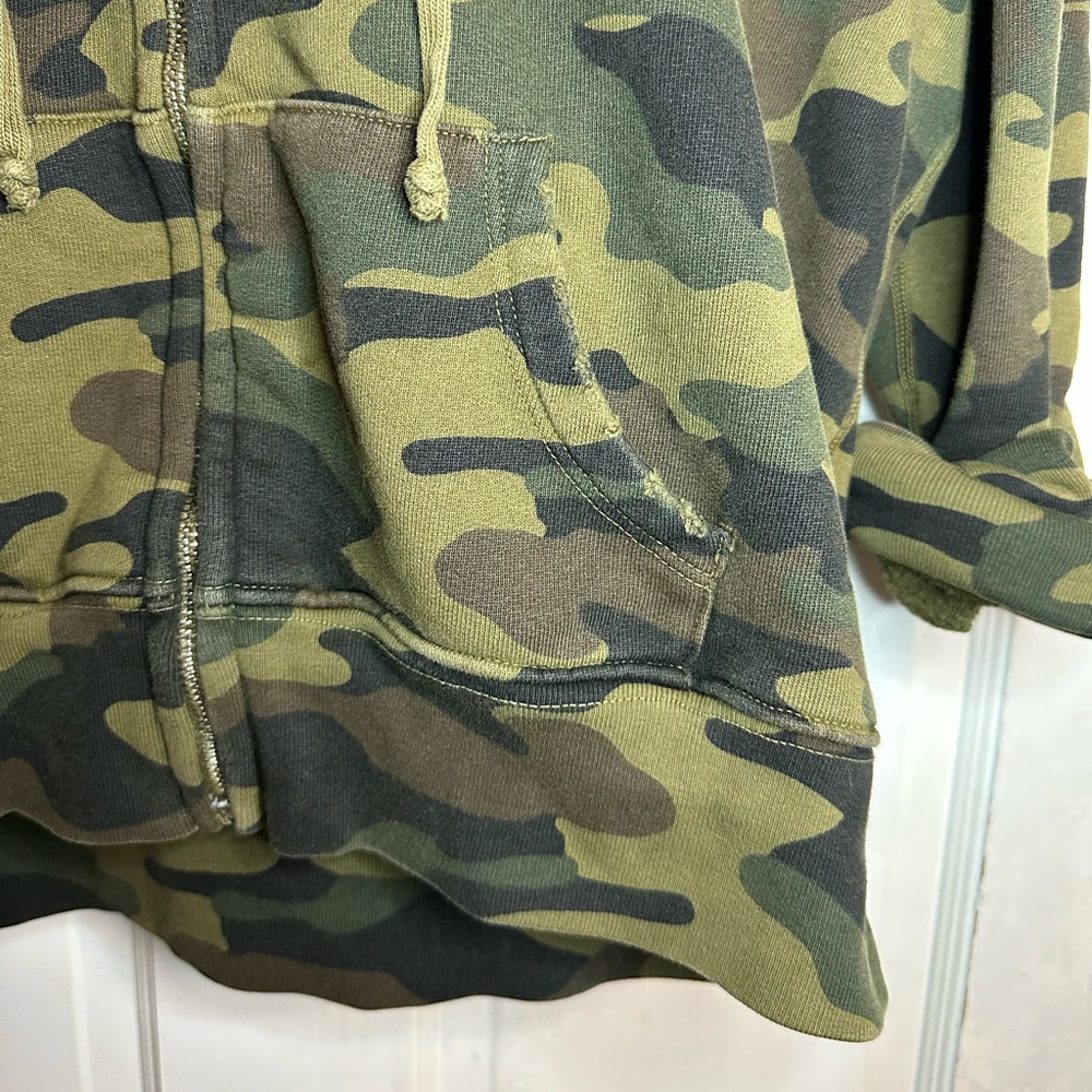 Nili Lotan Callie Hoodie in Green Camo Size Medium Full Zip - Picture 5 of 9